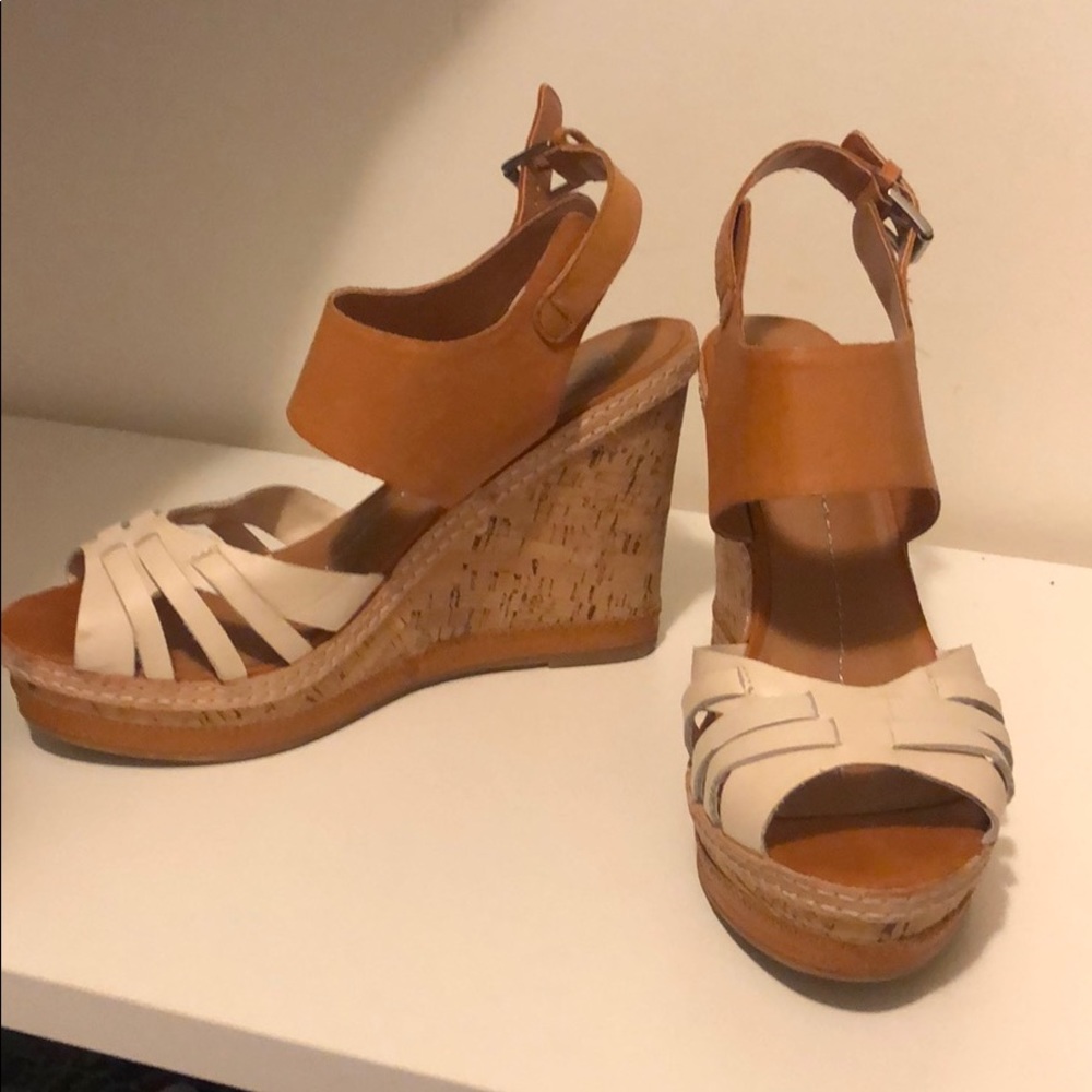 Adorable wedges